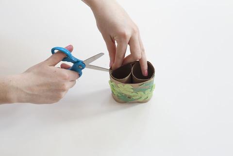 Toilet Paper Roll Binoculars - Craft Activities - Make holes