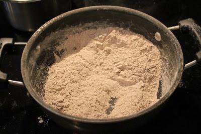 Ragi powder being roasted