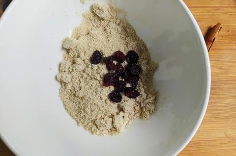 Ragi Biscuit - Blueberries in Ragi powder