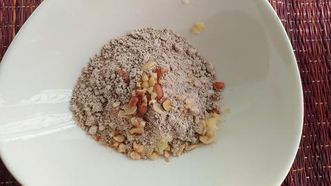 Crushed peanuts