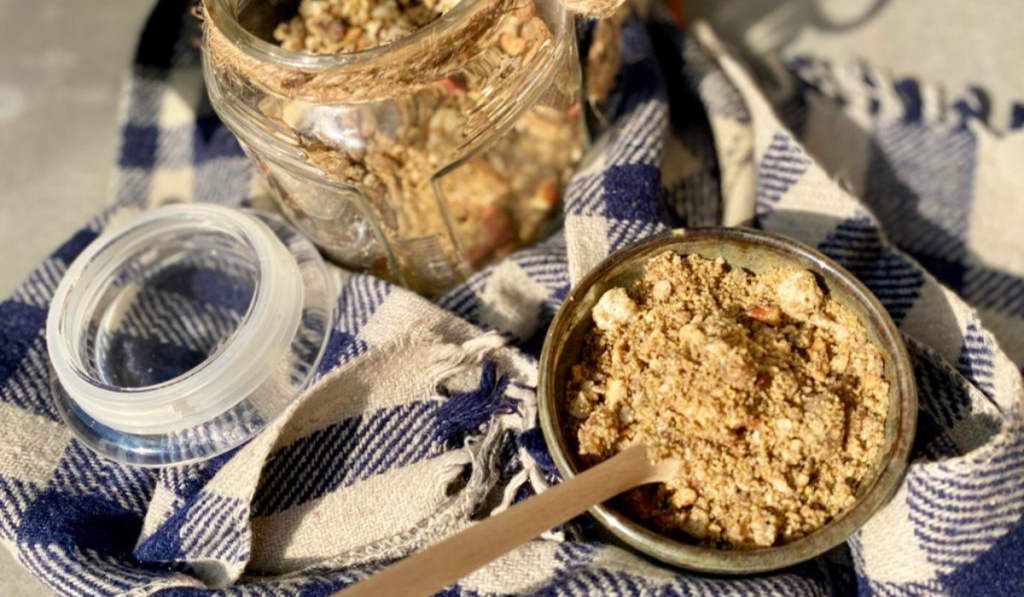 Panjiri kept in a bowl