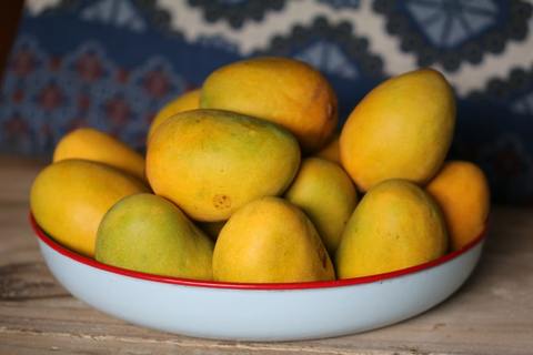 Fruit For Pregnant Woman - Mangoes